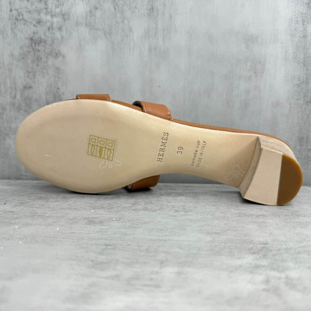 Hermès Unisex Slides detail 4