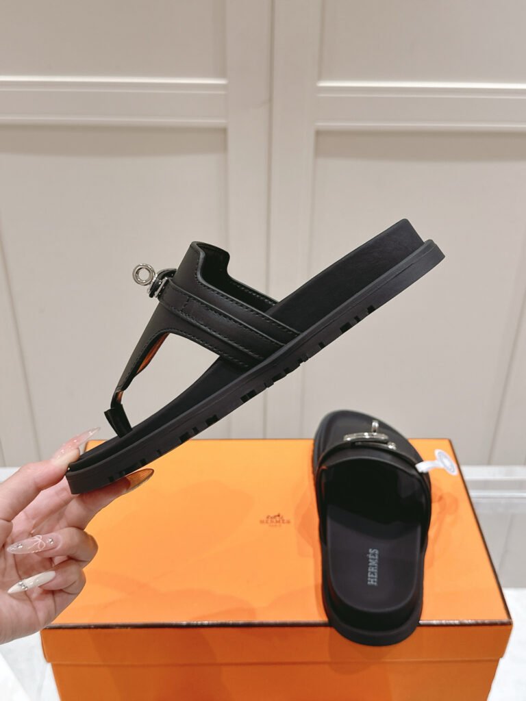 Hermès Unisex Slides detail 4
