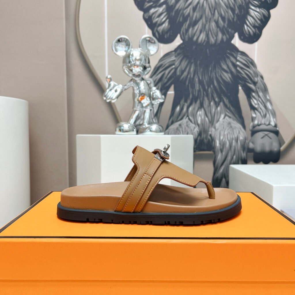 Hermès Unisex Slides detail 4