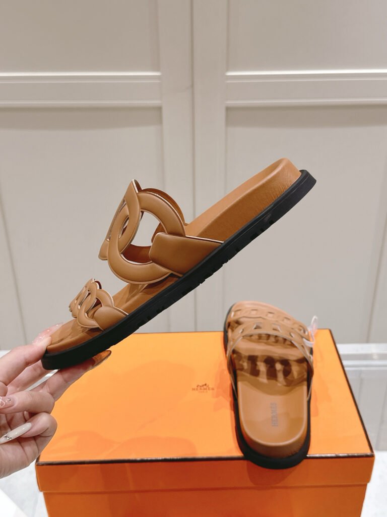 Hermès Unisex Slides detail 4