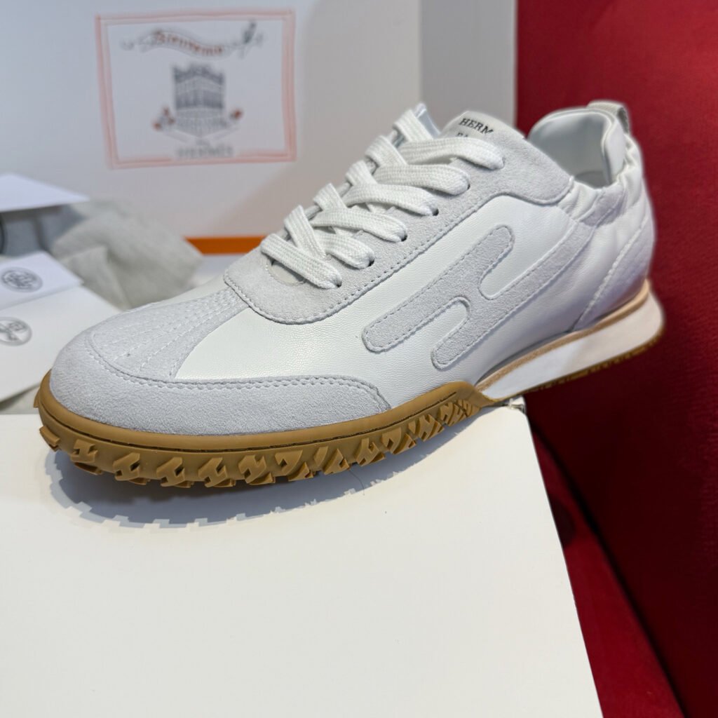 Hermès Unisex White Low-Top Sneakers detail 4