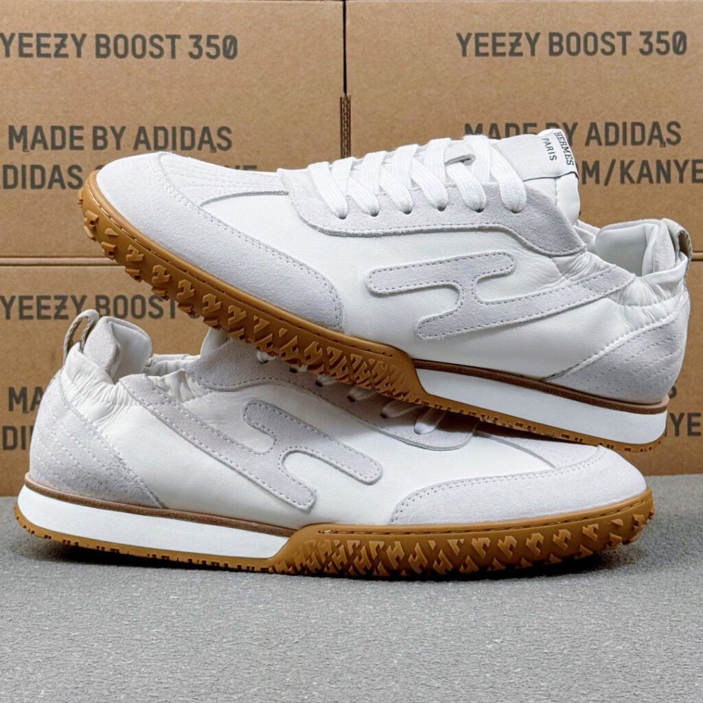 Hermès Unisex White Low-Top Sneakers detail 4
