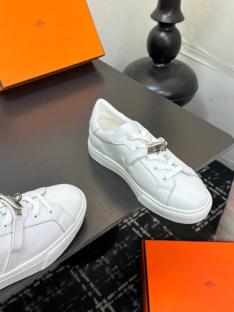 Hermès Unisex White Low-Top Sneakers detail 4