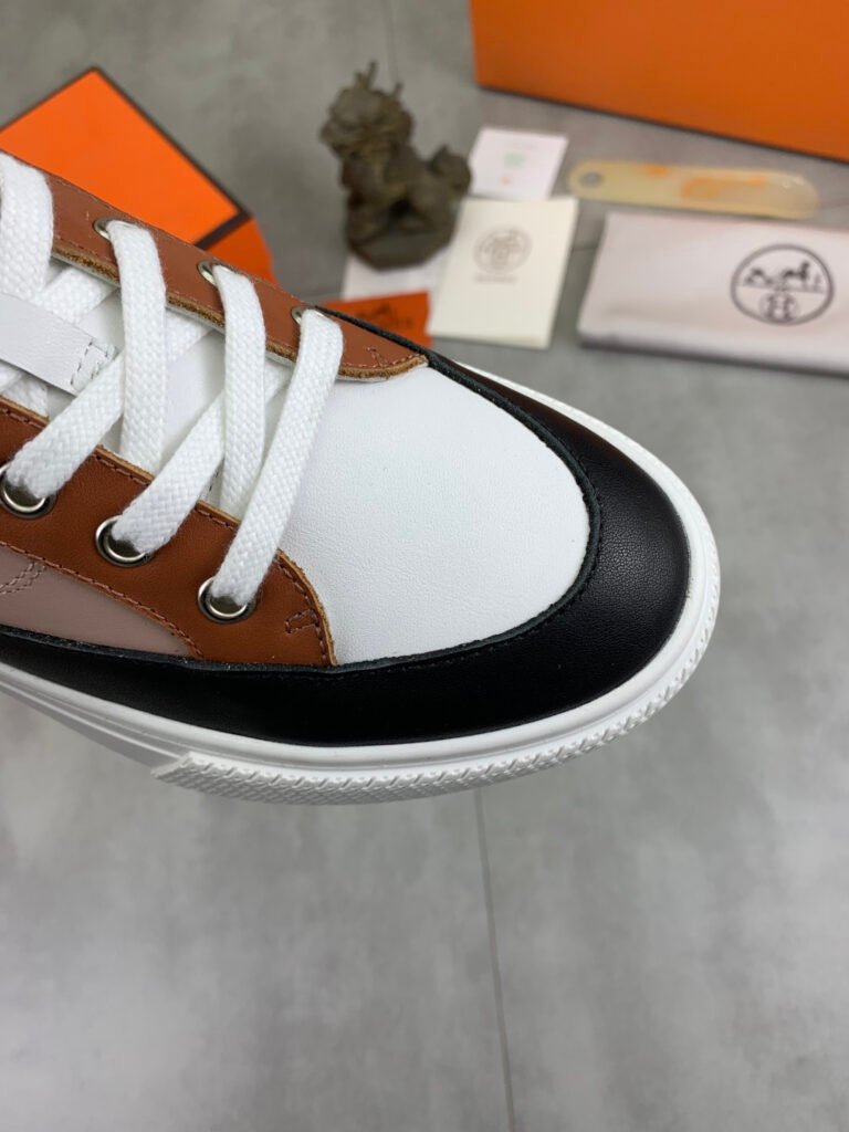 Hermès Unisex Loafers detail 4