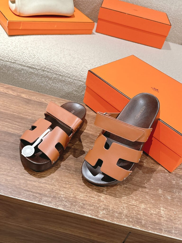 Hermès Unisex Slides detail 4