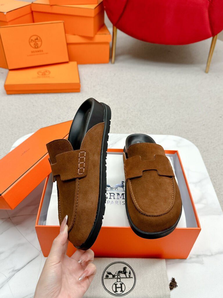 Hermès Unisex Mules detail 4