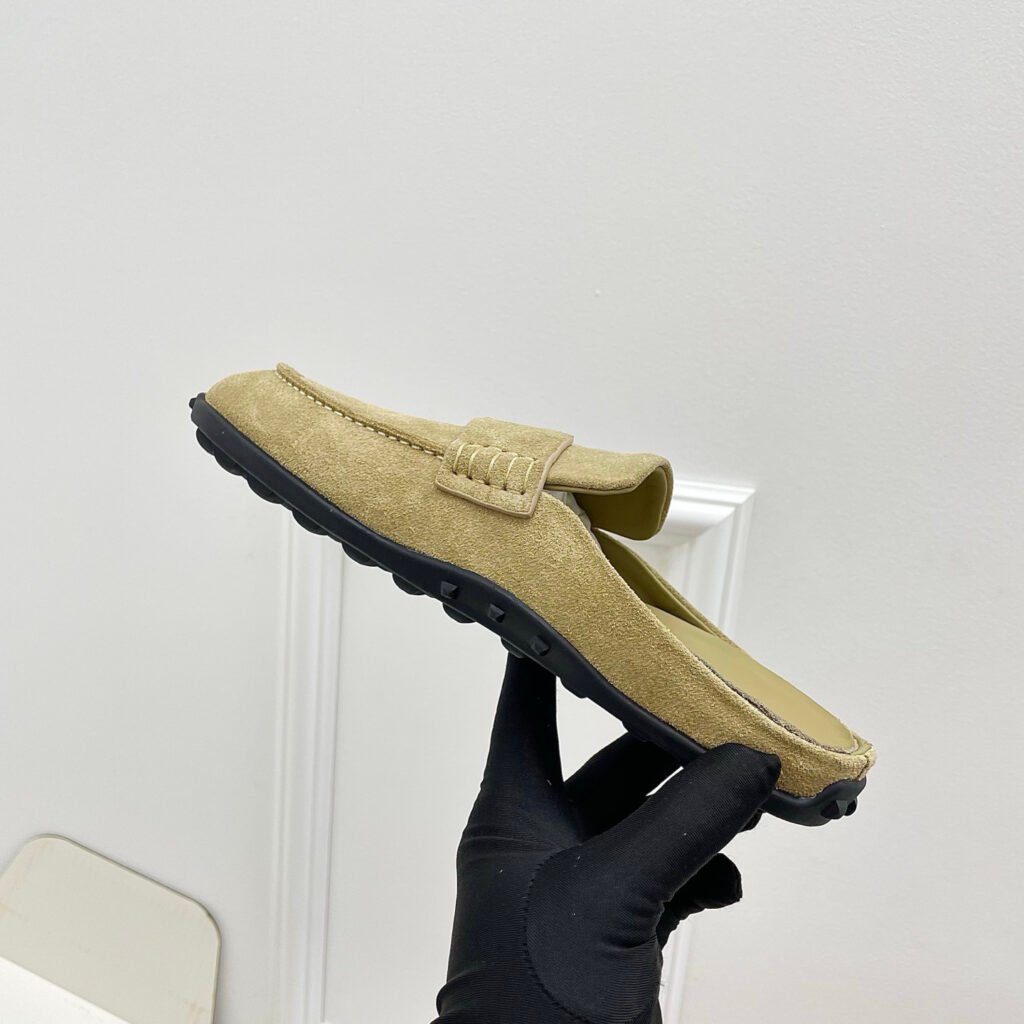 Hermès Unisex Mules detail 4