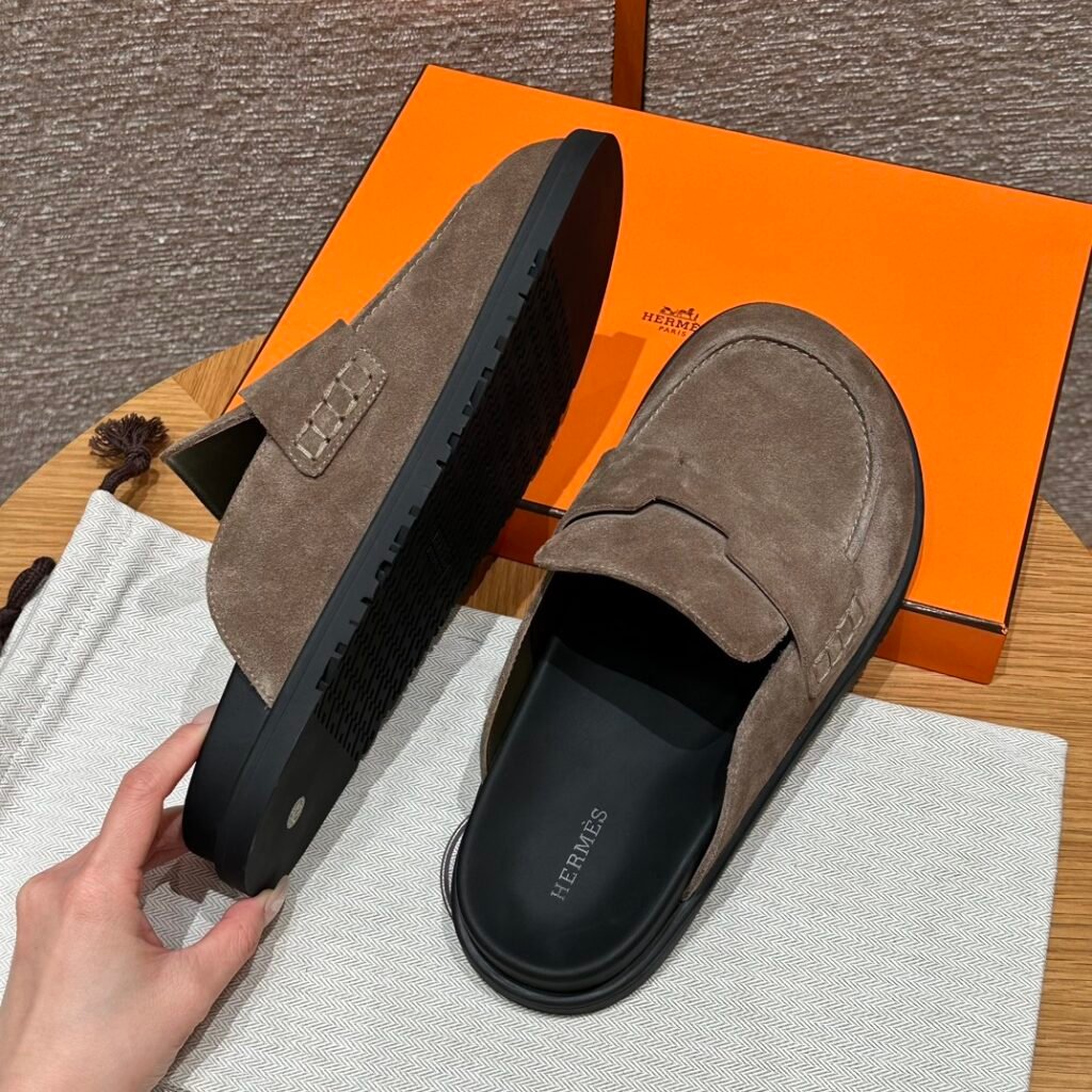 Hermès Unisex Mules detail 4