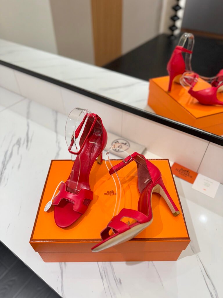 Hermès Women's High-Heel Pumps detail 4