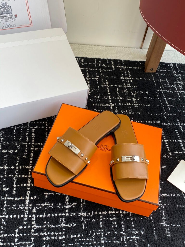 Hermès Women's Slides detail image 4