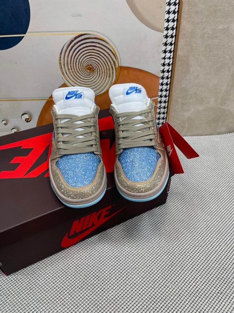 Jordan Unisex Crystal-Embellished Sneakers detail image 4