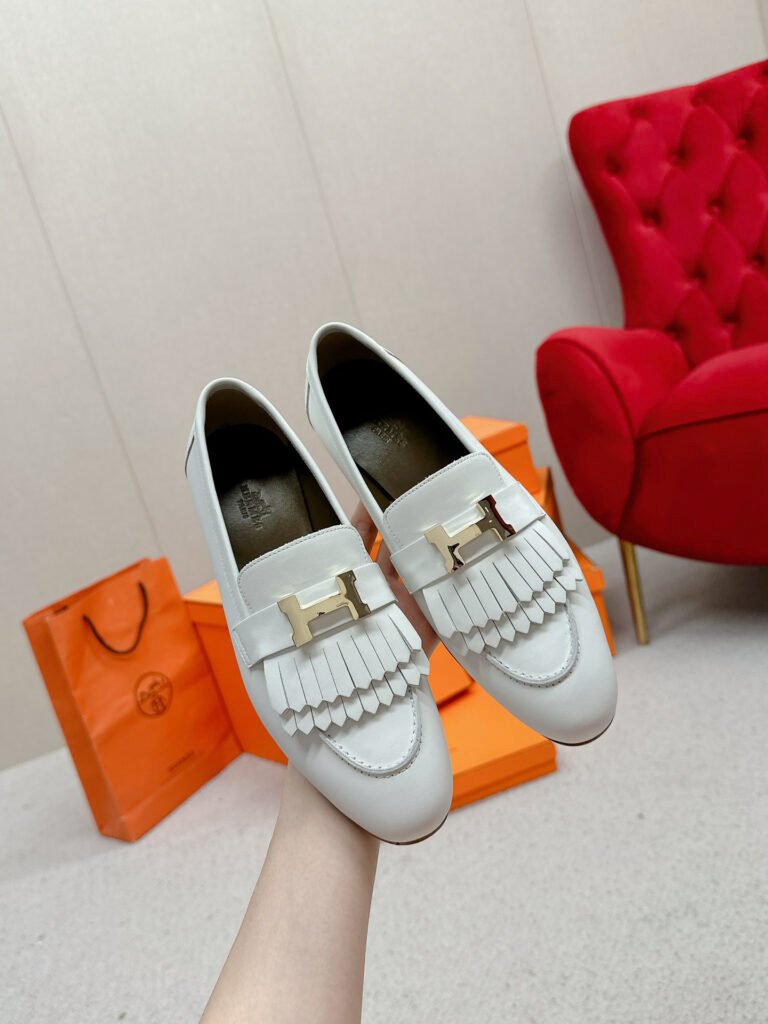 Hermès Unisex Loafers detail 4