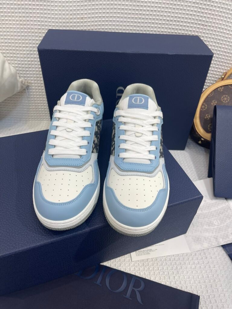 Dior Unisex Athletic Sneakers detail 4