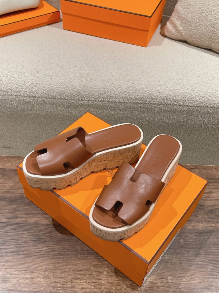 Hermès Women's Platform Sneakers detail 4