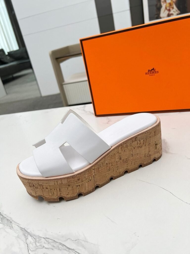 Hermès Women's Platform Sneakers detail 4