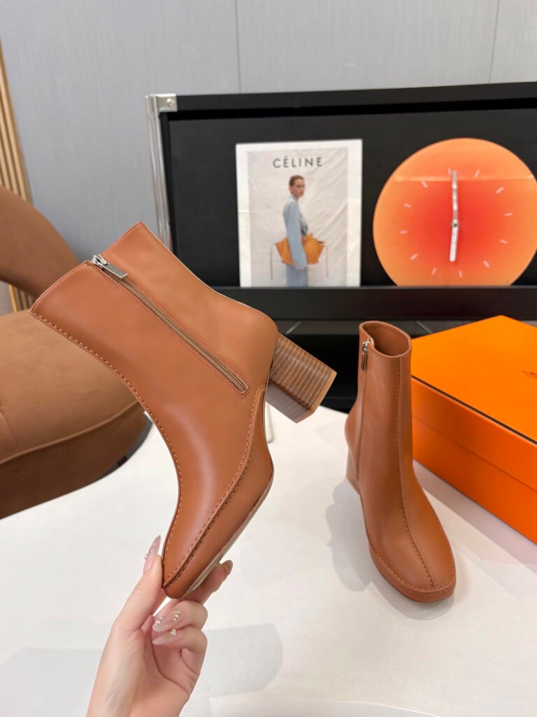 Hermès Unisex Ankle Boots detail 4