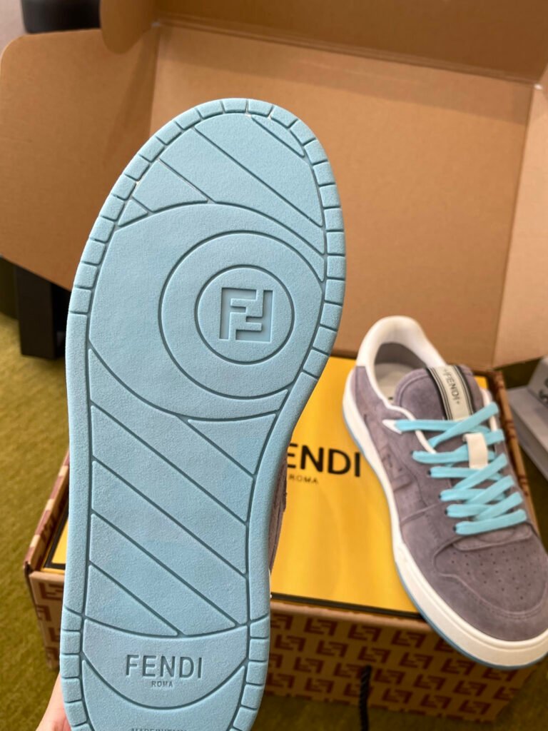Fendi Unisex Sneakers detail image 4