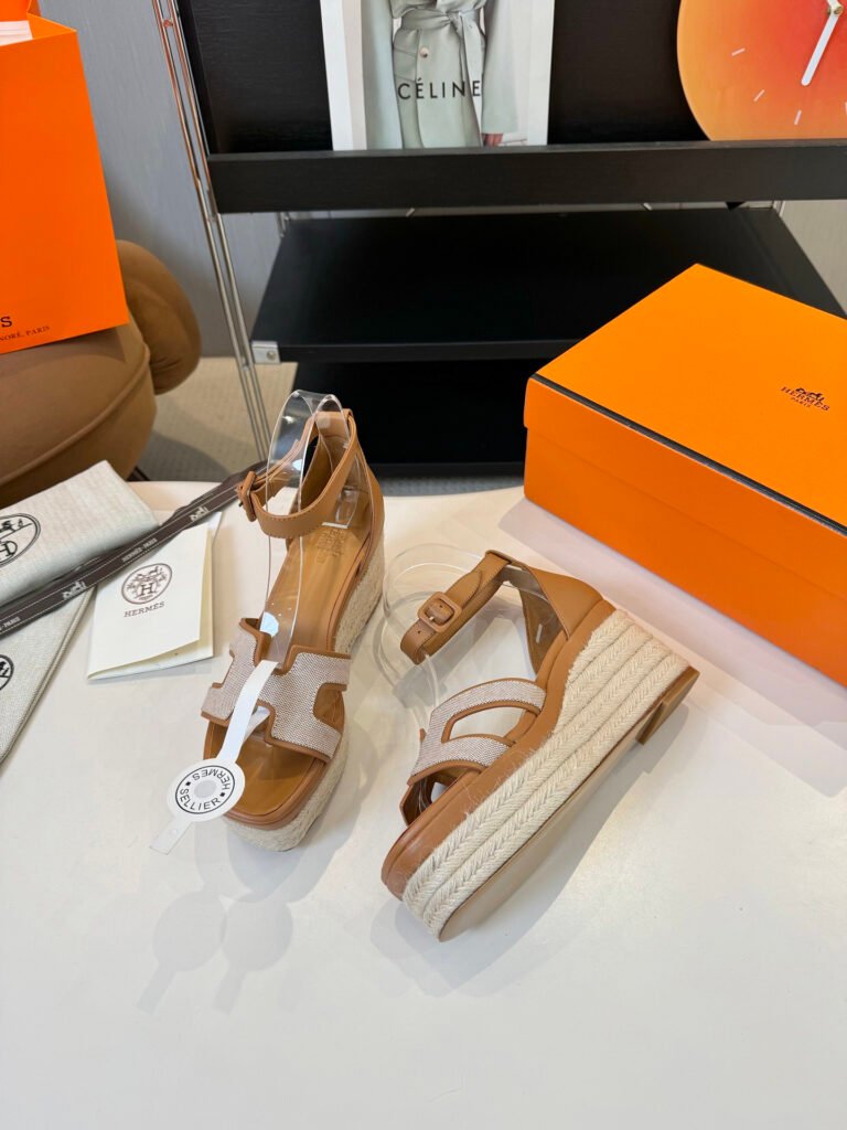 Hermès Unisex Platform Sneakers detail 4