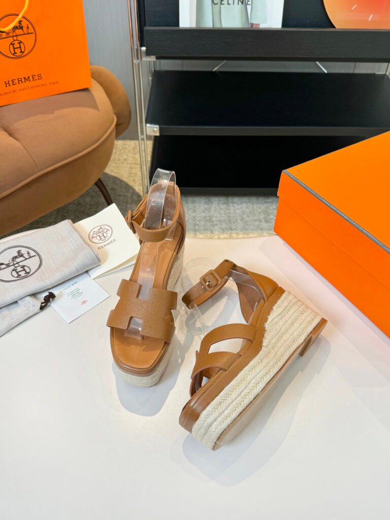 Hermès Unisex Platform Sneakers detail 4