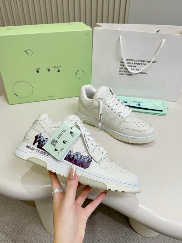 Off-White Unisex Sneakers detail image 4