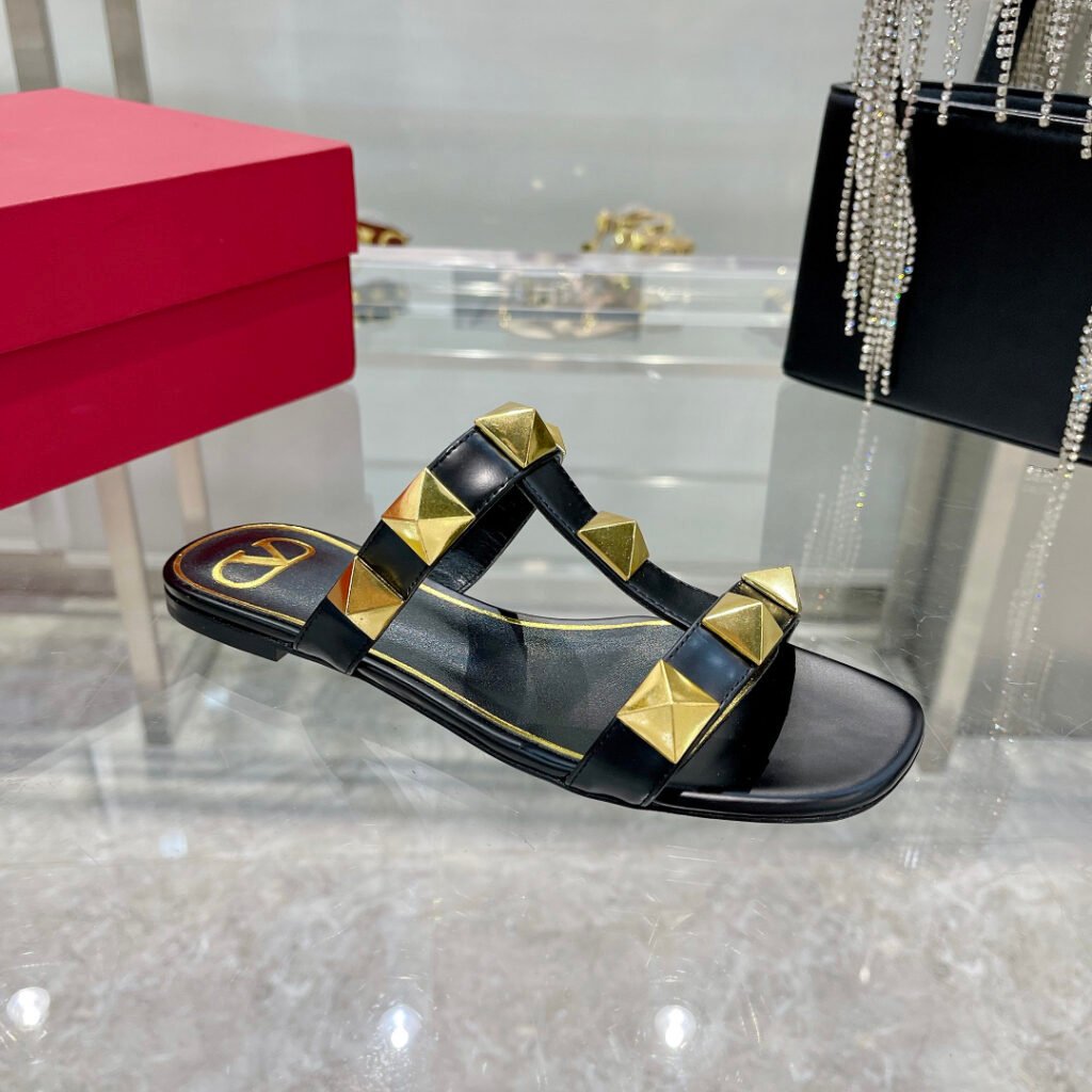 Valentino Garavani Unisex Slides detail 4