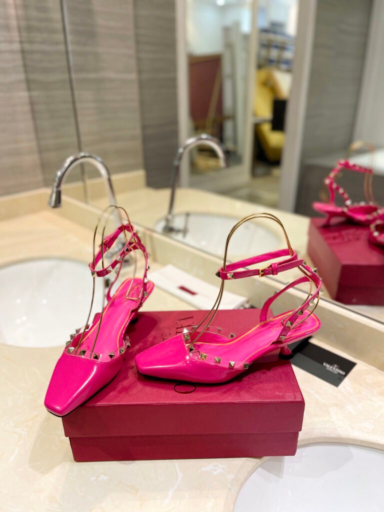 Valentino Garavani Women's Sneakers detail image 4