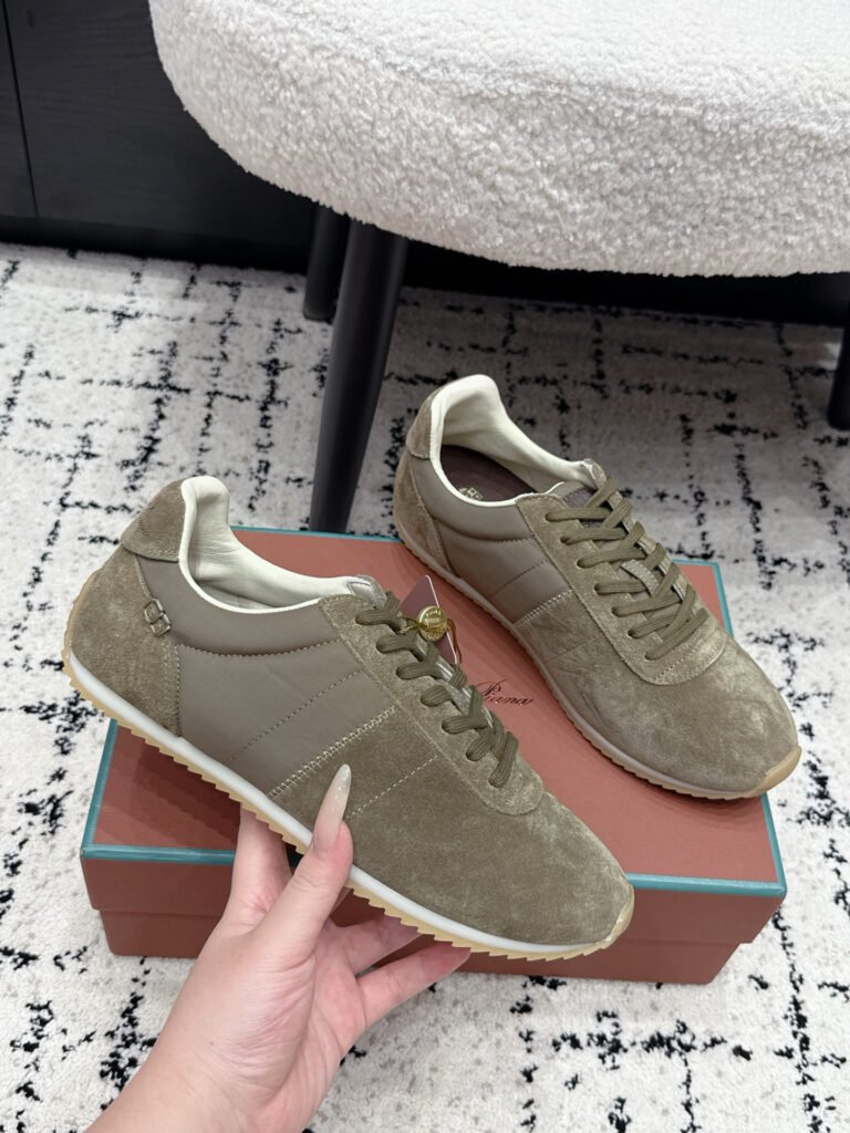 Loro Piana Unisex Sneakers detail 4