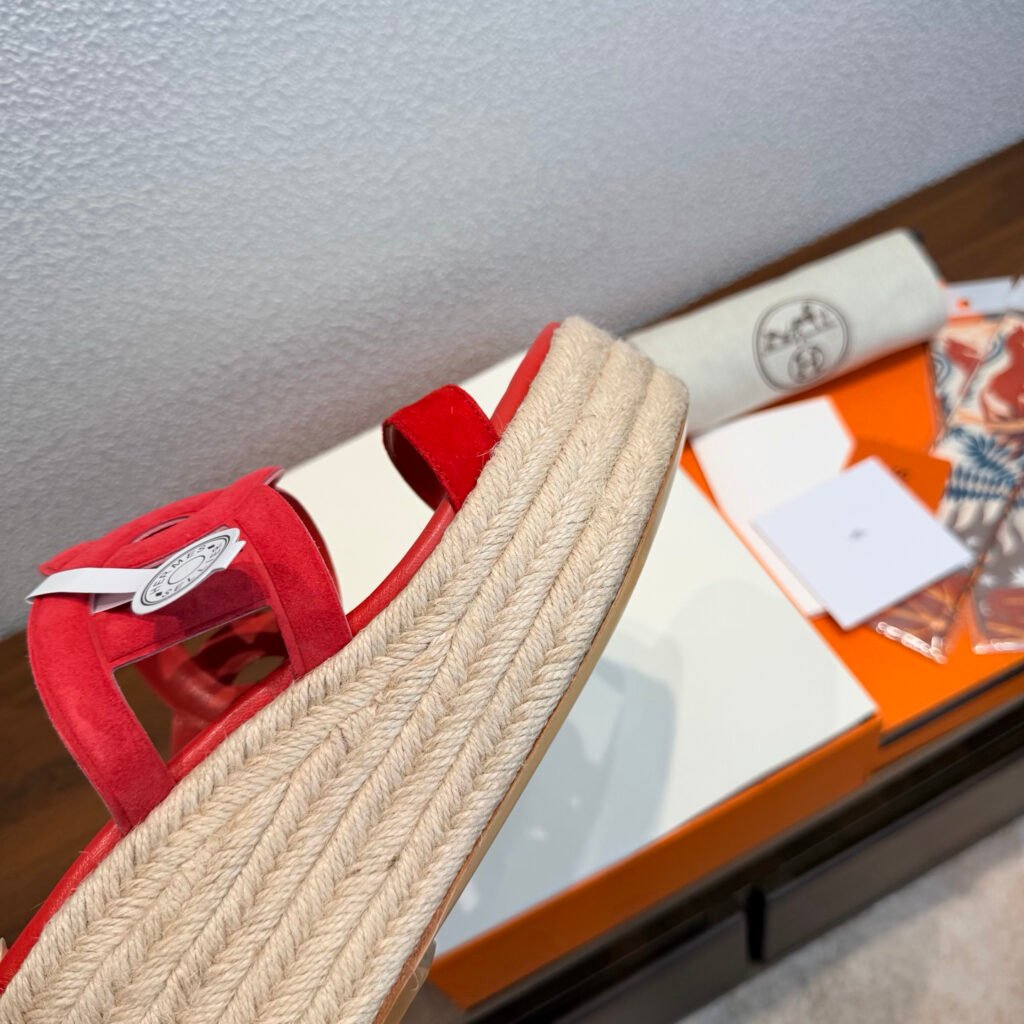 Hermès Unisex Slides detail 4