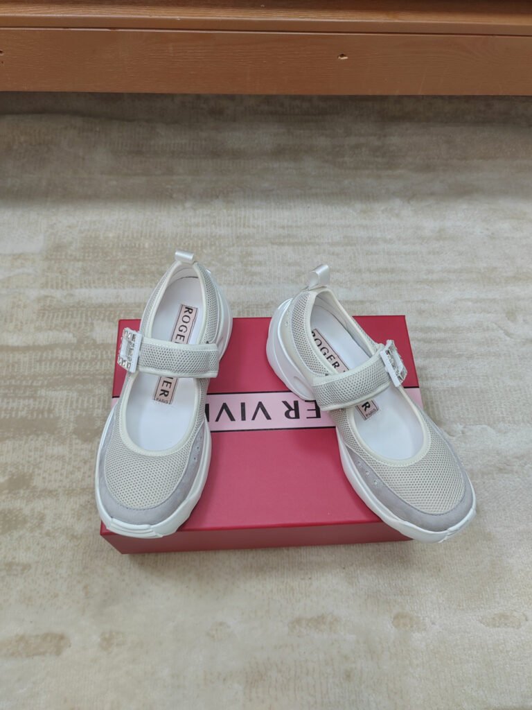 Roger Vivier Unisex Athletic Sneakers detail image 4
