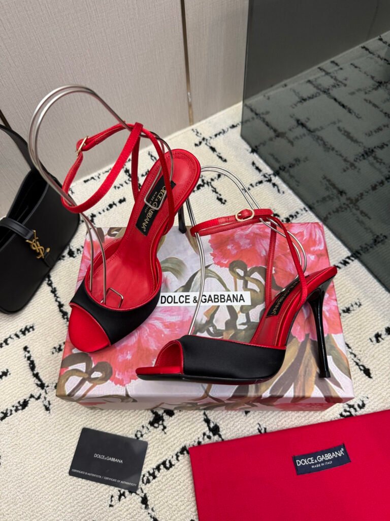 Dolce & Gabbana Women's High-Heel Pumps detail 4