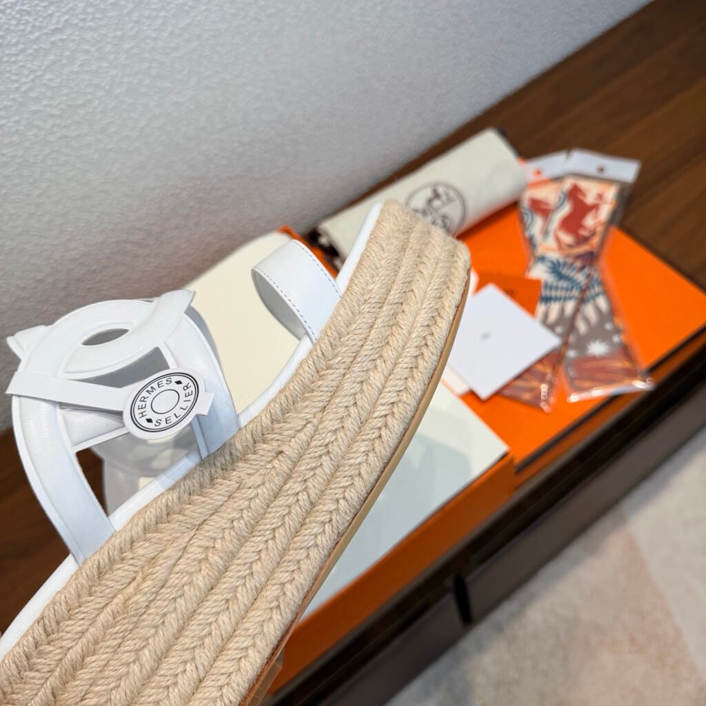 Hermès Unisex Slides detail 4