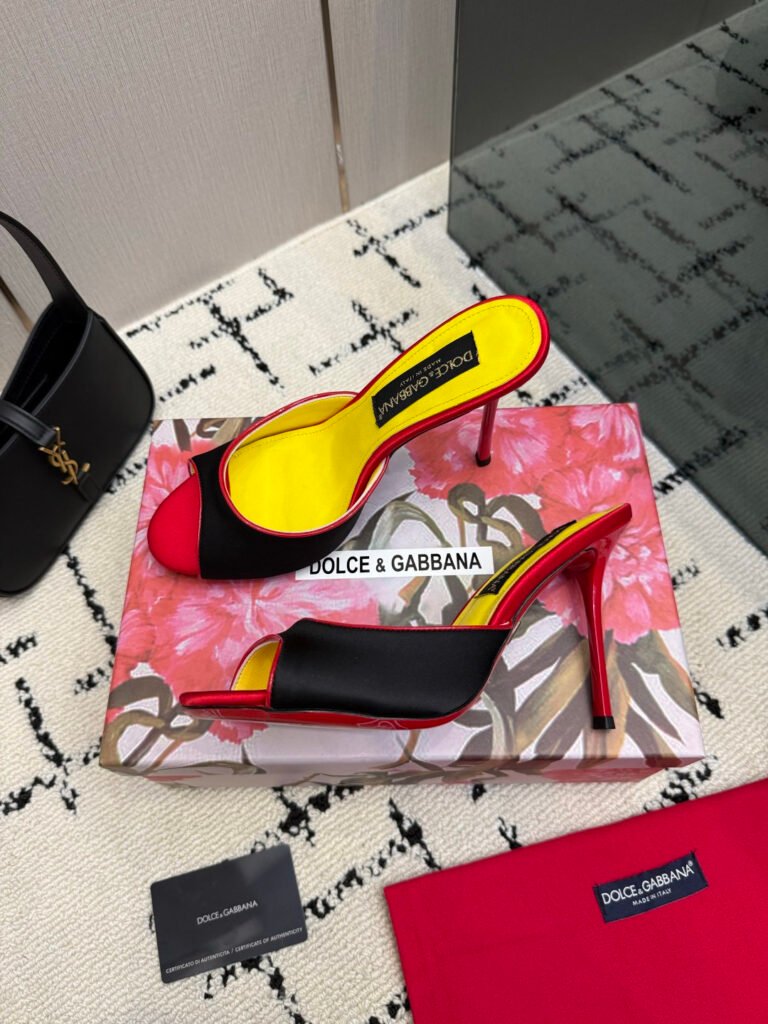 Dolce & Gabbana Women's High-Heel Pumps detail 4