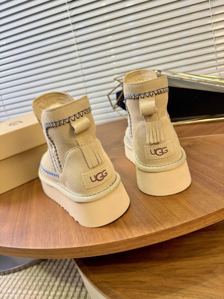 UGG Unisex Platform Sneakers detail image 4