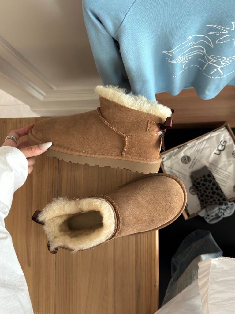 UGG Unisex Sneakers detail image 4