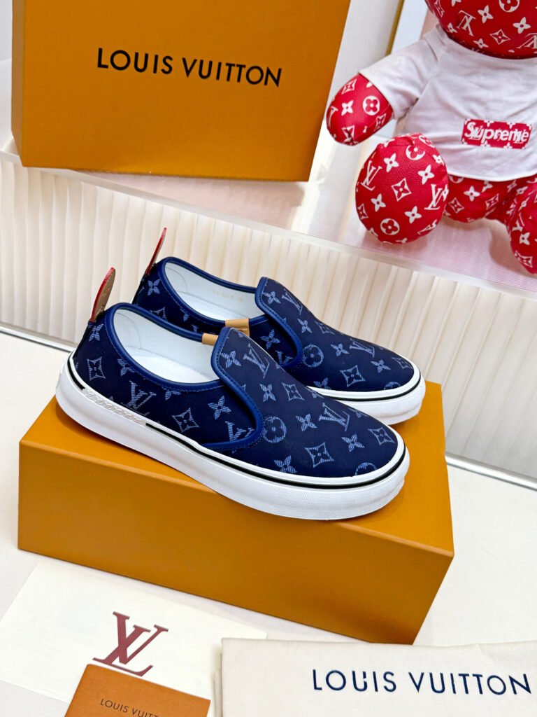 Louis Vuitton Men's Sneakers detail image 4