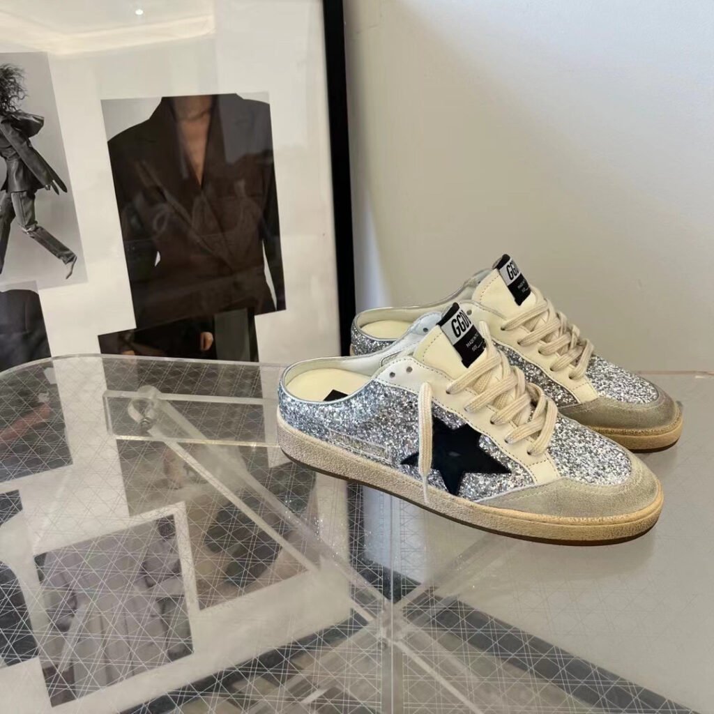 Golden Goose Unisex Sneakers detail image 4