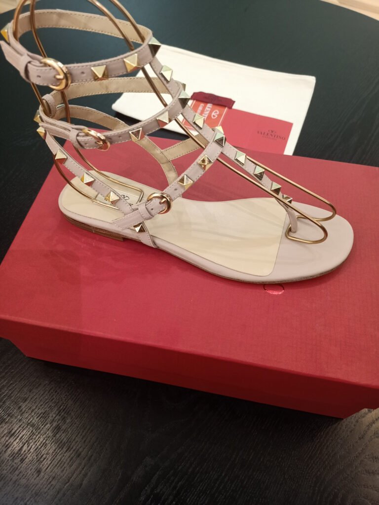 Valentino Garavani Unisex Sneakers detail image 4