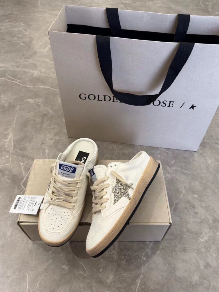 Golden Goose Unisex Sneakers detail image 4