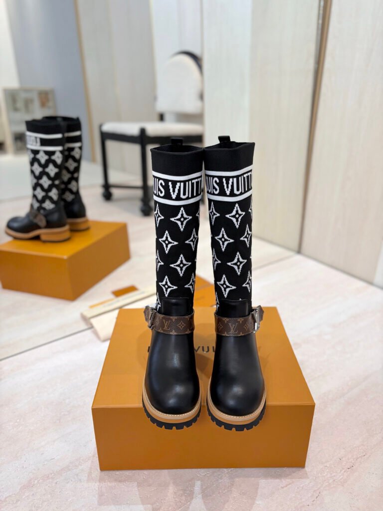 Louis Vuitton Unisex Boots detail image 4