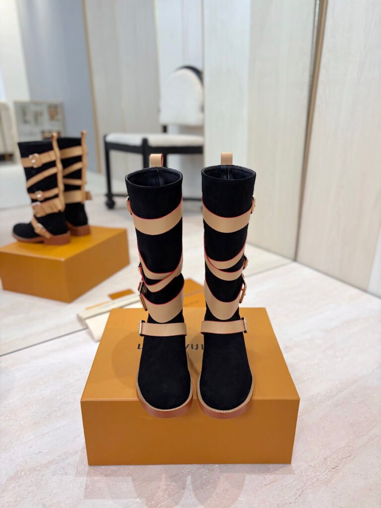 Louis Vuitton Unisex Boots detail image 4