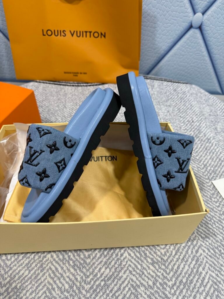 Louis Vuitton Women's Slides detail image 4