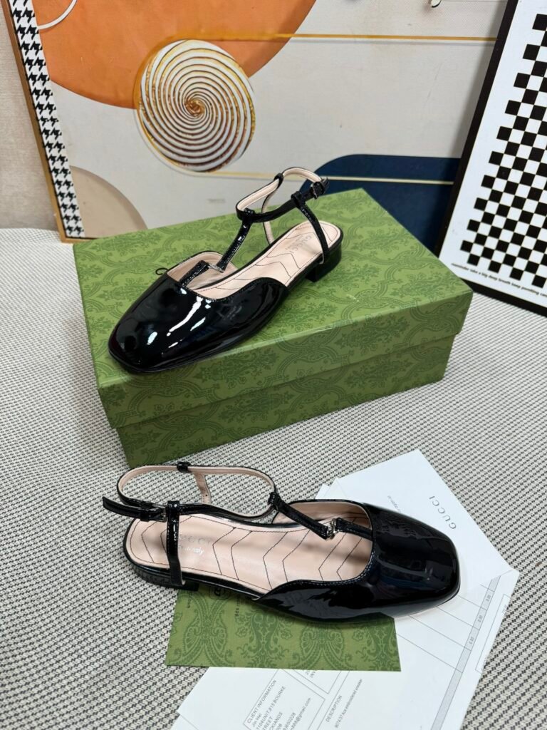 Gucci Unisex Slides detail 4