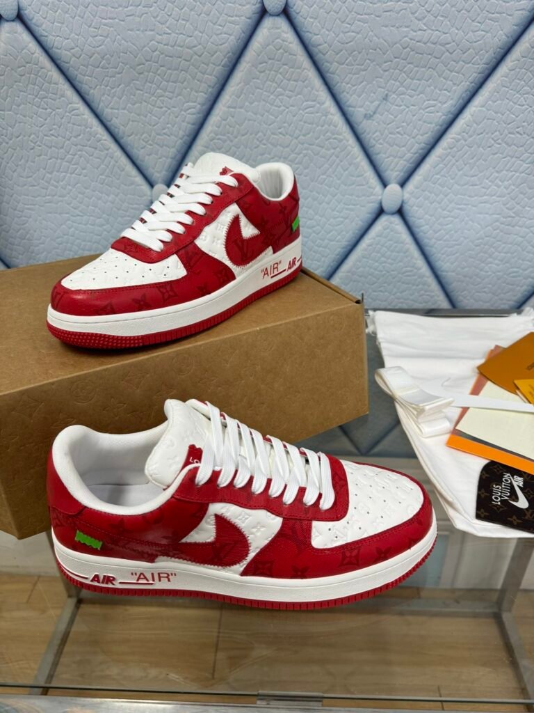 Louis Vuitton Unisex Athletic Sneakers detail 4