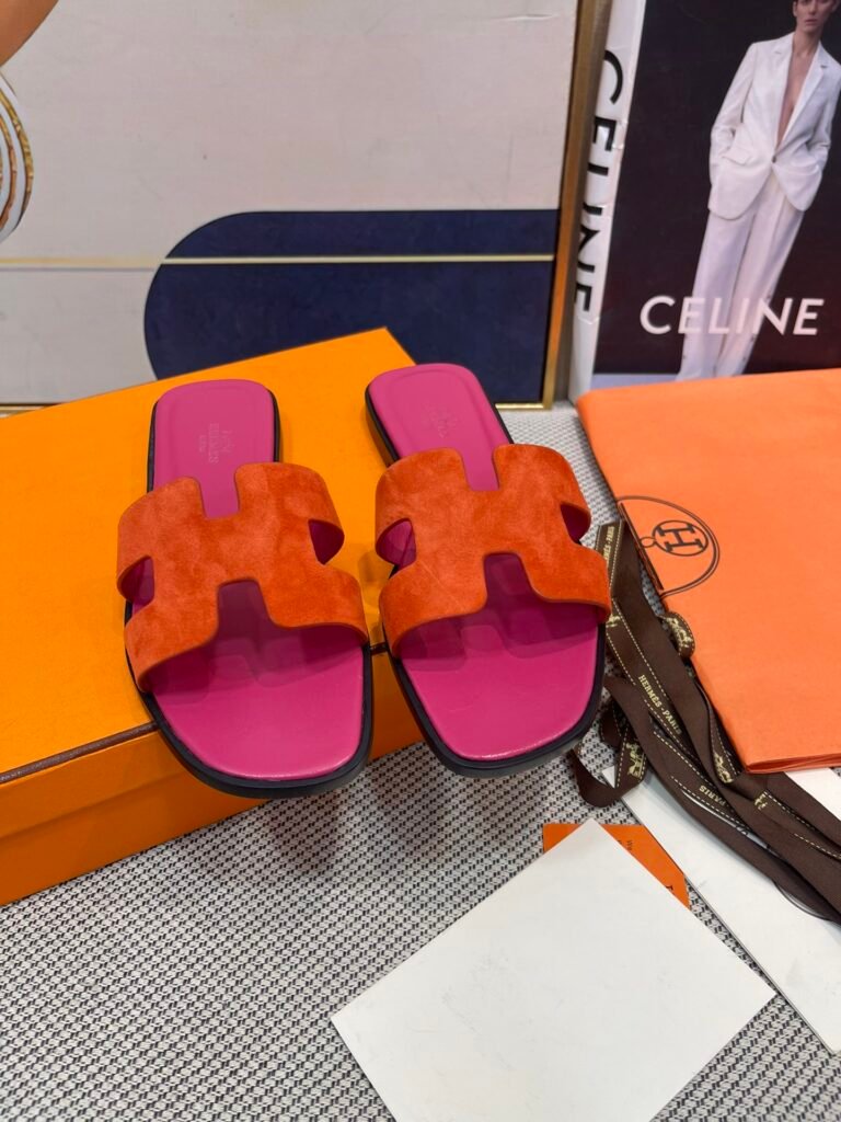 Hermès Unisex Slides detail 4