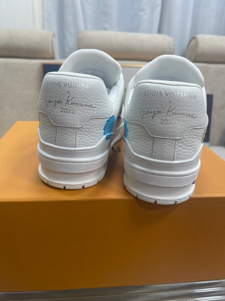 Louis Vuitton Unisex Basketball Sneakers detail 4