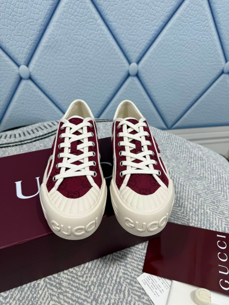 Gucci Women's Low-Top Sneakers detail image 4