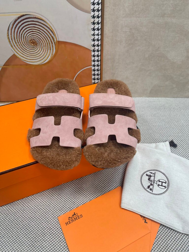 Hermès Unisex Slides detail 4