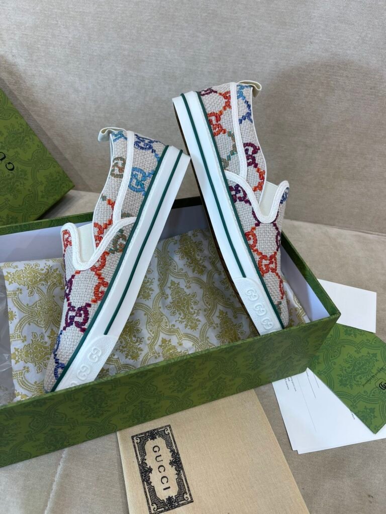Gucci Unisex High-Top Sneakers detail 4