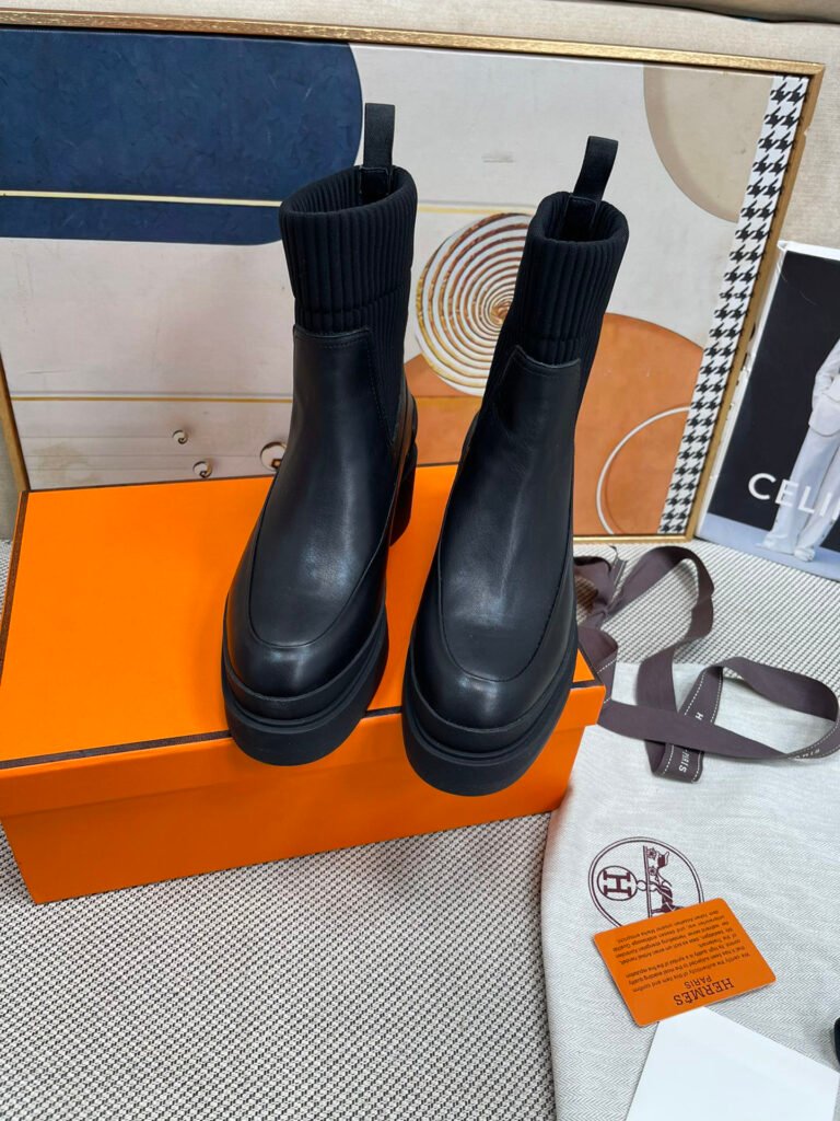 Hermès Unisex Boots detail 4