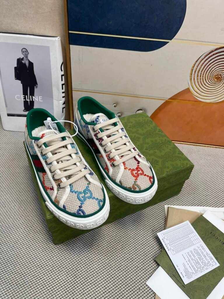 Gucci Unisex Tennis Sneakers detail 4